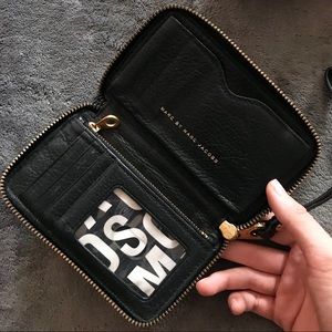 Marc by Marc Jacobs black zipper-closure wallet